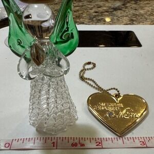 Angel Figurine Glass with Gold Heart Charm Americans Favorite Mom